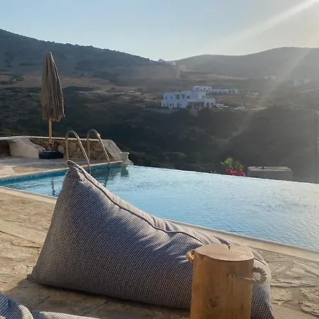 Waterlily Antiparos فيلة